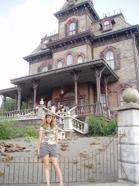 Ida kunne rigtig godt lide sp�gelseshuset "Phantom Manor"